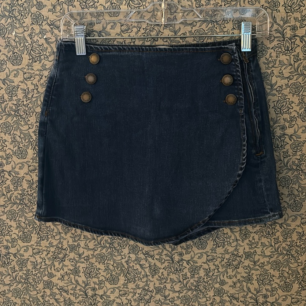 ModCloth Demi mini skort